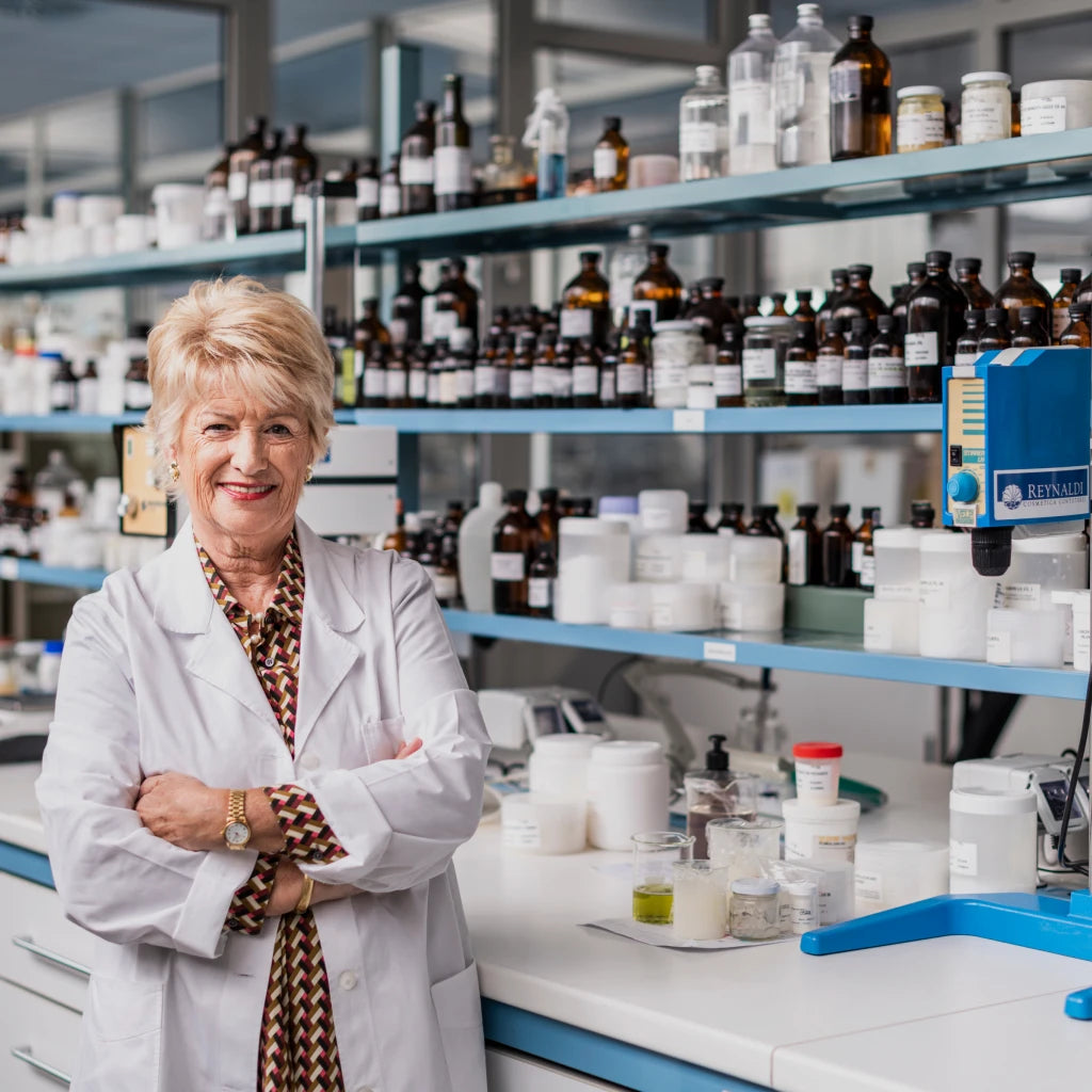 Dottoressa Reynaldi in laboratorio